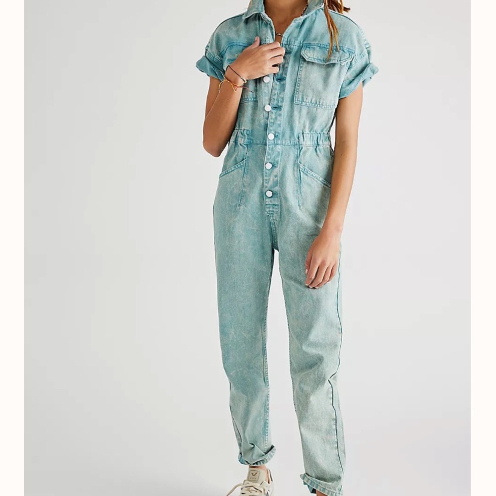 - ❤️‍🔥We The Free Jumpsuit❤️‍🔥